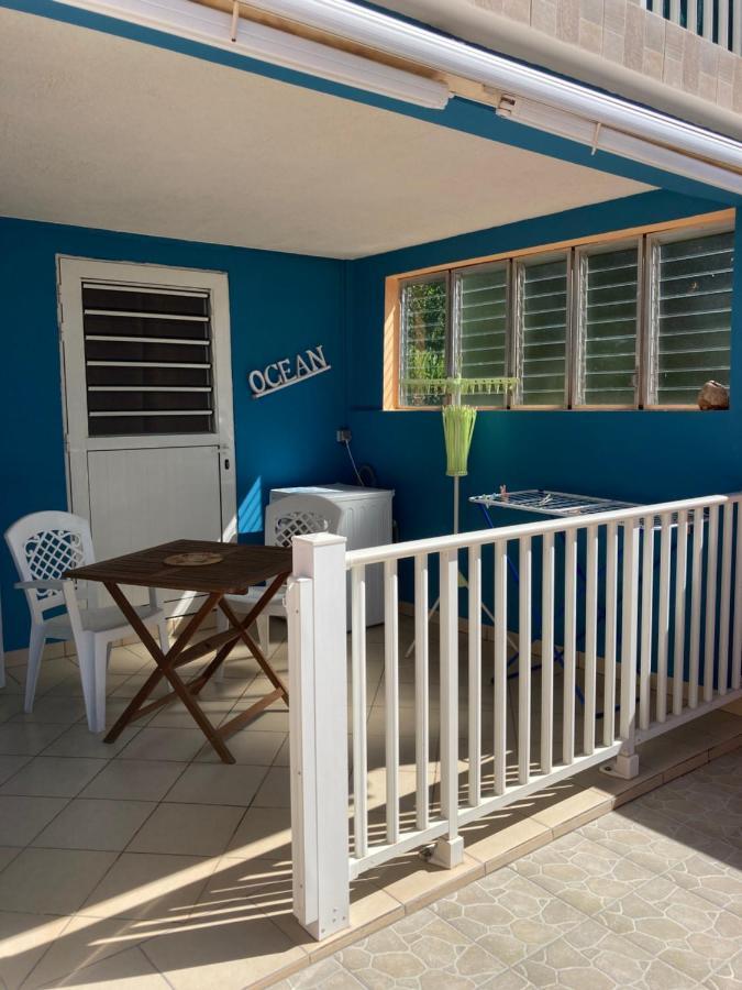 Bas de villa Vacances Océan Le Carbet Esterno foto